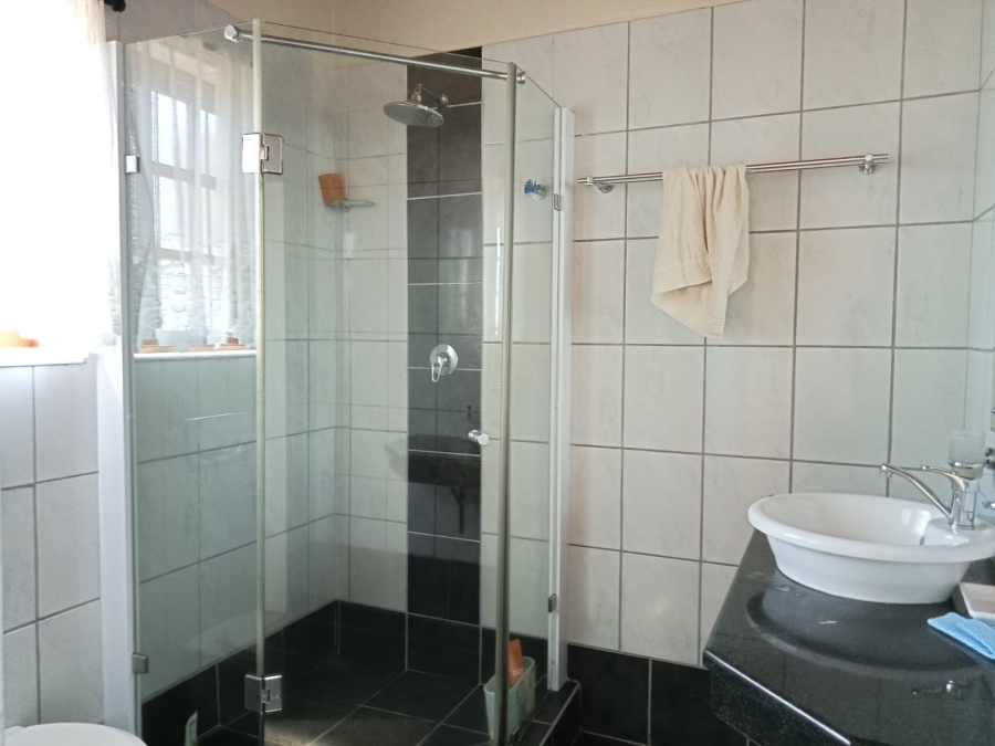 3 Bedroom Property for Sale in Kaffrarian Heights Eastern Cape